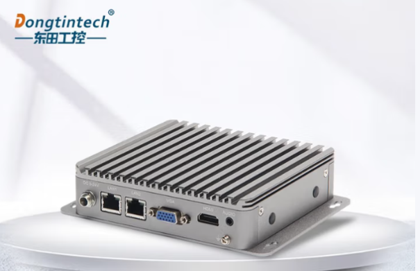 東田嵌入式微型工控主機(jī).png